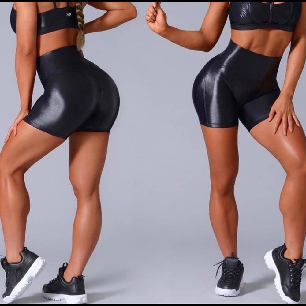 Bombshell sportswear